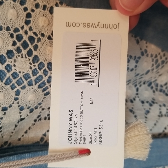 💕JOHNNY WAS💕 Thalassa Pieced Button-down Shirt Lace Detail Chambray Blue NWT - Picture 15 of 16